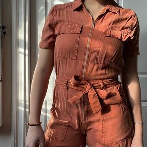 BDG URBAN OUTFITTERS BURNT ORANGE JUMPSUIT WITH ZIPPER AND BELT SIZE MEDIUM